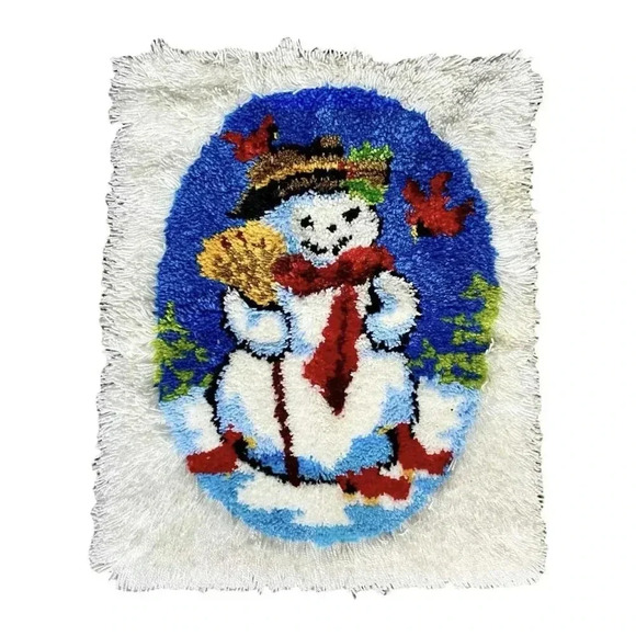Holiday Large Snowman Completed Latch Hook Rug Christmas Wall Hanging Decor - Picture 1 of 4
